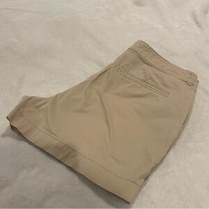 Old navy khaki shorts high rise women’s size 12